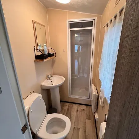 Kemp Le Pere Andre Hotton